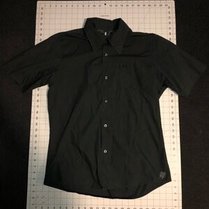 FREE. Split Collared Shirt. Size large. Black color.